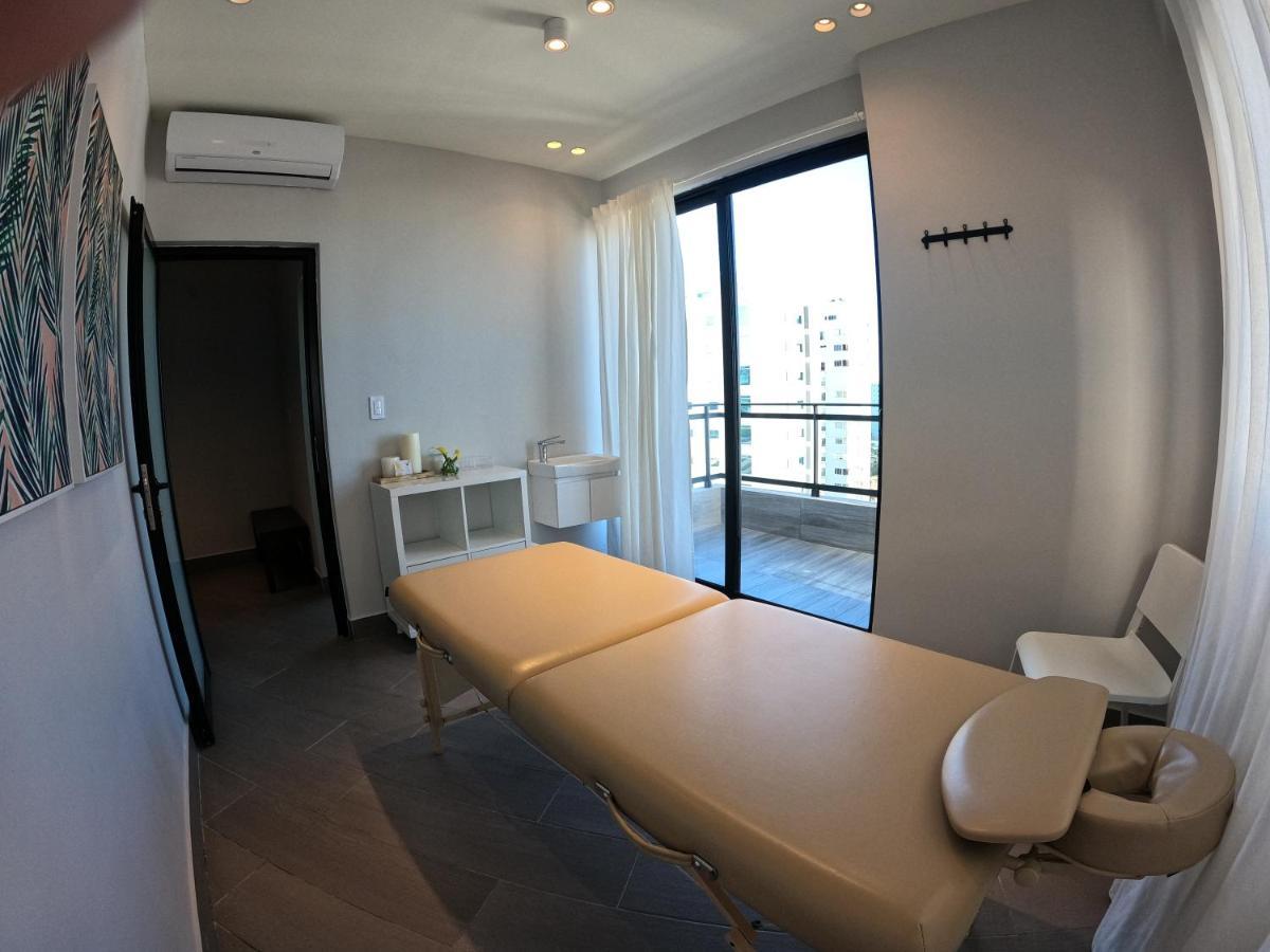 Regatta Living Hotel By Mint Saint-Domingue Extérieur photo